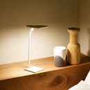 EXARMαデスクライト 4,000K