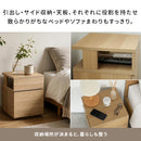 ナイトテーブル