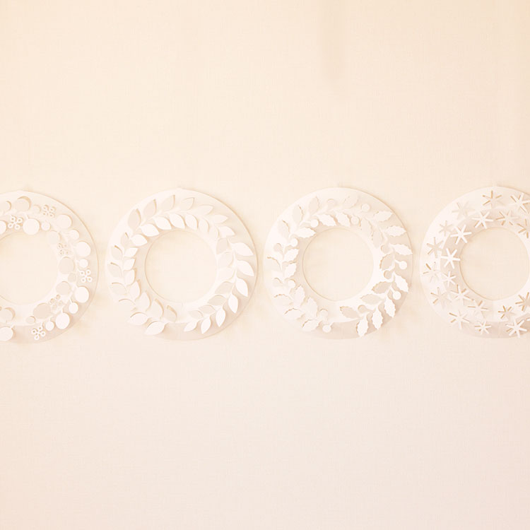 paper wreath ペーパーリース M