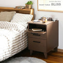 ナイトテーブル